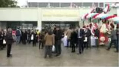 Binali Yıldırım İlkokulu ve Anaokulu Açılış Töreni (2) Binali Yıldırım İlkokulu ve Anaokulu Açılış Töreni (2)