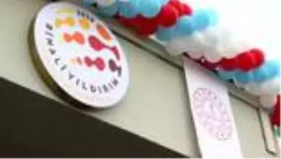 Binali Yıldırım İlkokulu ve Anaokulu Açılış Töreni (2) Binali Yıldırım İlkokulu ve Anaokulu Açılış Töreni (2)