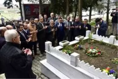 Çanakkale savaşlarının ilk kahramanlarından Bigalı Mehmet Çavuş kabri başında anıldı Çanakkale savaşlarının ilk kahramanlarından Bigalı Mehmet Çavuş kabri başında anıldı