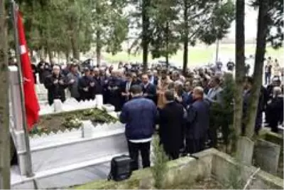 Çanakkale savaşlarının ilk kahramanlarından Bigalı Mehmet Çavuş kabri başında anıldı Çanakkale savaşlarının ilk kahramanlarından Bigalı Mehmet Çavuş kabri başında anıldı