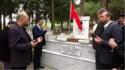 Çanakkale savaşlarının ilk kahramanlarından Bigalı Mehmet Çavuş kabri başında anıldı Çanakkale savaşlarının ilk kahramanlarından Bigalı Mehmet Çavuş kabri başında anıldı