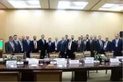 Kozuva: 'İhracatın önündeki engelleri kaldıracağız' Kozuva: 'İhracatın önündeki engelleri kaldıracağız'