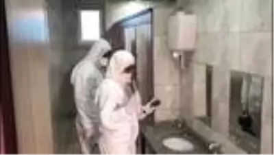 Ümraniye'de okullar virüslere karşı nano gümüş iyon teknolojisi ile dezenfekte edildi Ümraniye'de okullar virüslere karşı nano gümüş iyon teknolojisi ile dezenfekte edildi