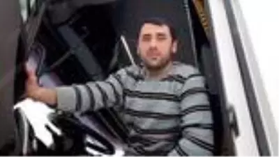 Ardahan'da kar ve tipi ulaşımı aksatıyor Ardahan'da kar ve tipi ulaşımı aksatıyor