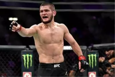 Khabib Nurmagomedov'a, Floyd Mayweather'la maç yapması için 100 milyon dolar teklif ettiler Khabib Nurmagomedov'a, Floyd Mayweather'la maç yapması için 100 milyon dolar teklif ettiler