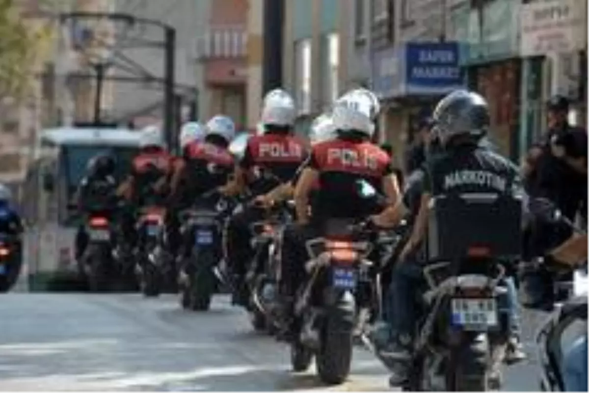 Sallama çay poşetinden uyuşturucu çıktı