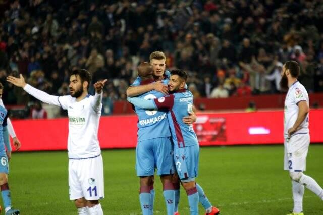 Trabzonspor, BB Erzurumspor'u 5-0 yendi