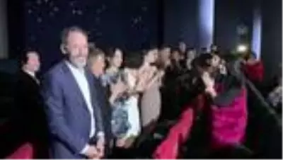 'Aşk Tesadüfleri Sever 2' filminin Avrupa galası Paris'te yapıldı 'Aşk Tesadüfleri Sever 2' filminin Avrupa galası Paris'te yapıldı