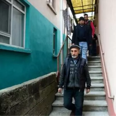 Giresunlu çift üçü kendi çocukları 6 engelliye özenle bakarak takdir topluyor