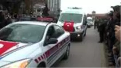 İdlib şehidi Uzman Onbaşı Kadir Yıldız, son yolculuğuna uğurlandı İdlib şehidi Uzman Onbaşı Kadir Yıldız, son yolculuğuna uğurlandı