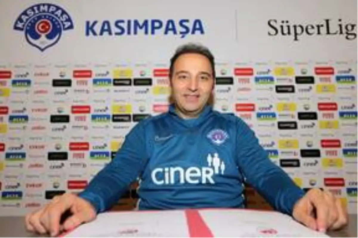 Kasımpaşa'nın yeni teknik direktörü Fuat Çapa oldu