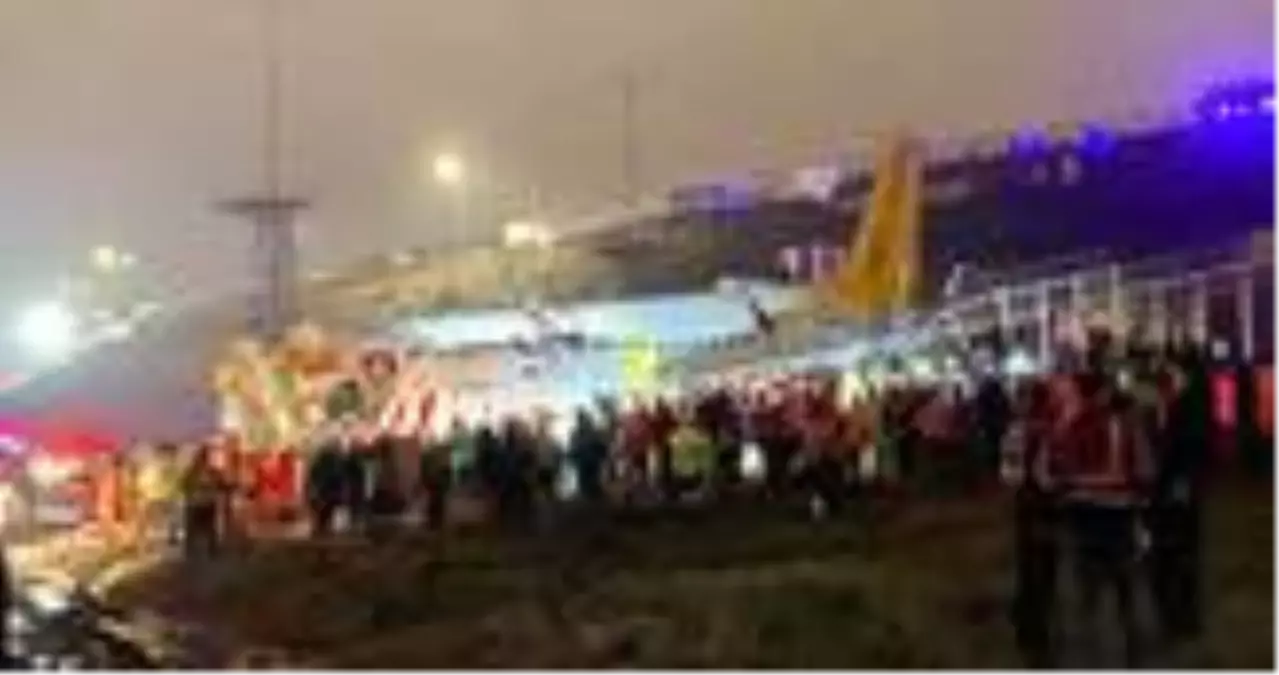 Sabiha Gökçen Havalimanı'na giderken kaza geçiren 5 polis yaralandı