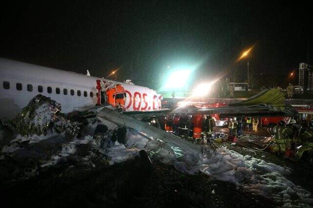Son Dakika: Sabiha Gökçen'deki uçak kazasında ilk acı haber geldi