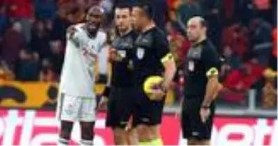 Beşiktaş, IFAB'tan Göztepe maçı hakkında görüş istedi