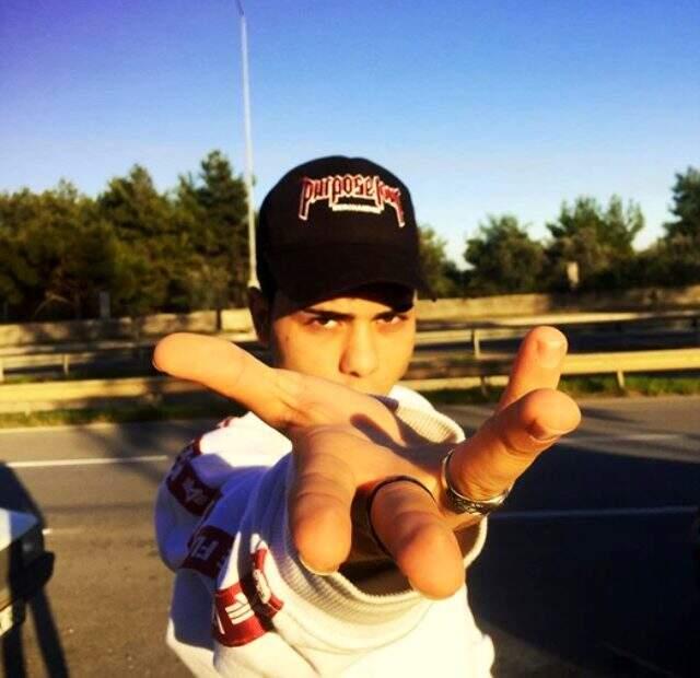 Darp edilen TikTok fenomeni Ares Özdemir, yoğun bakımda yaşam mücadelesi veriyor