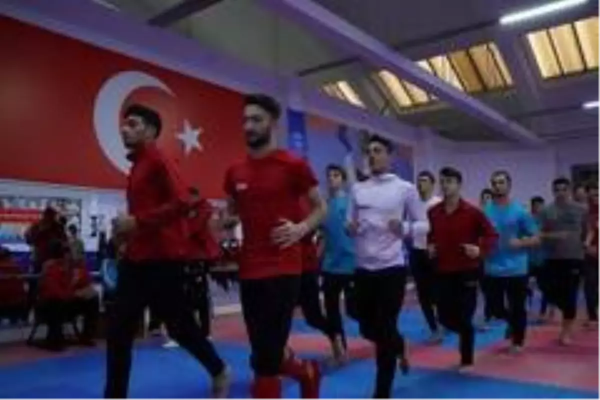 Kağıtsporlu karateciler Avrupa arenasında