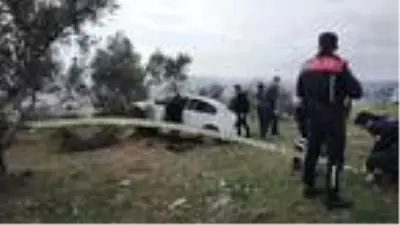 Polis memuru, otomobilini çalan genci 12 el ateş ederek öldürdü.