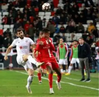 Ziraat Türkiye Kupası: Antalyaspor: 0 - Sivasspor: 0 (İlk yarı) Ziraat Türkiye Kupası: Antalyaspor: 0 - Sivasspor: 0 (İlk yarı)