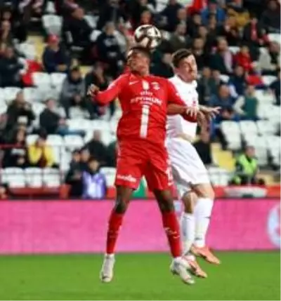 Ziraat Türkiye Kupası: Antalyaspor: 0 - Sivasspor: 0 (İlk yarı) Ziraat Türkiye Kupası: Antalyaspor: 0 - Sivasspor: 0 (İlk yarı)