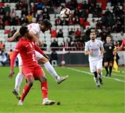 Ziraat Türkiye Kupası: Antalyaspor: 0 - Sivasspor: 0 (İlk yarı) Ziraat Türkiye Kupası: Antalyaspor: 0 - Sivasspor: 0 (İlk yarı)
