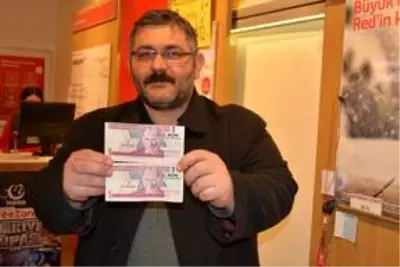 15 yıldır sakladığı kesim hatalı 1 YTL'si için 100 bin lira istiyor 15 yıldır sakladığı kesim hatalı 1 YTL'si için 100 bin lira istiyor
