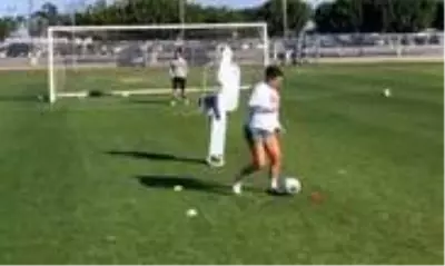7 aylık hamile olan Alex Morgan, yaptığı antrenmanla sosyal medyayı salladı