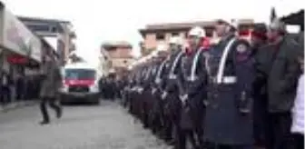 Muammer Keskin: Aydın çığ altında kalan şehit uzman çavuş keskin, son yolculuğuna uğurlandı Muammer Keskin: Aydın çığ altında kalan şehit uzman çavuş keskin, son yolculuğuna uğurlandı