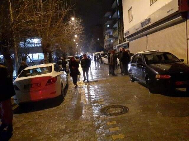 Çarşaf giyerek nadın kılığına giren kişi husumetlisini öldürdü