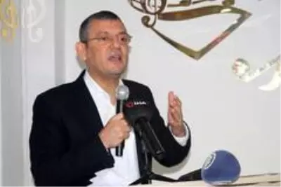 CHP Grup Başkanvekili Özgür Özel, CHP'nin 'evet' dediği iddiasına cevap verdi CHP Grup Başkanvekili Özgür Özel, CHP'nin 'evet' dediği iddiasına cevap verdi