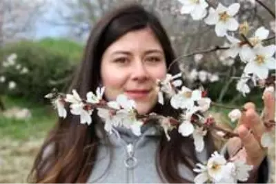 Datça, 'Badem Çiçeği' şenliği ile ısındı Datça, 'Badem Çiçeği' şenliği ile ısındı