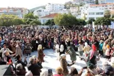 Datça, 'Badem Çiçeği' şenliği ile ısındı Datça, 'Badem Çiçeği' şenliği ile ısındı