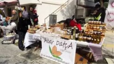 Datça, 'Badem Çiçeği' şenliği ile ısındı Datça, 'Badem Çiçeği' şenliği ile ısındı