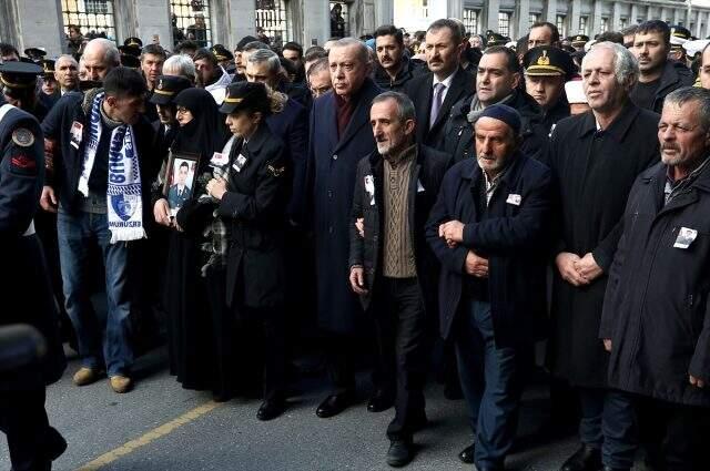Erdoğan, şehit cenazesine katıldı: Biz buna sabredeceğiz