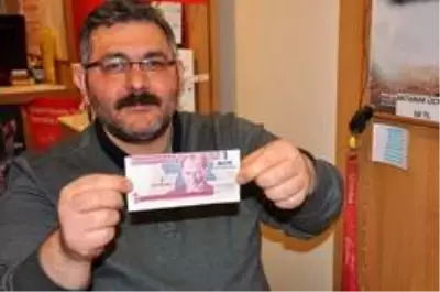 Kesim hatalı 1 YTL'si için 100 bin TL istiyor Kesim hatalı 1 YTL'si için 100 bin TL istiyor
