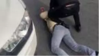 Otomobil hırsızlarına yapılan operasyon kamerada Otomobil hırsızlarına yapılan operasyon kamerada