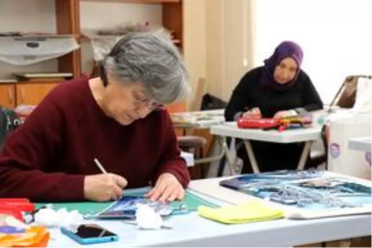 SAKEM'de kağıt rölyef kursu