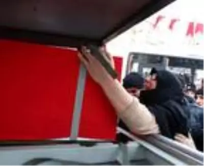 Şehit uzman onbaşı helallik alınması için baba ocağına getirildi Şehit uzman onbaşı helallik alınması için baba ocağına getirildi