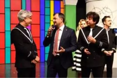 Süt kardeşler, Tekirdağlı tiyatroseverlerle buluştu Süt kardeşler, Tekirdağlı tiyatroseverlerle buluştu