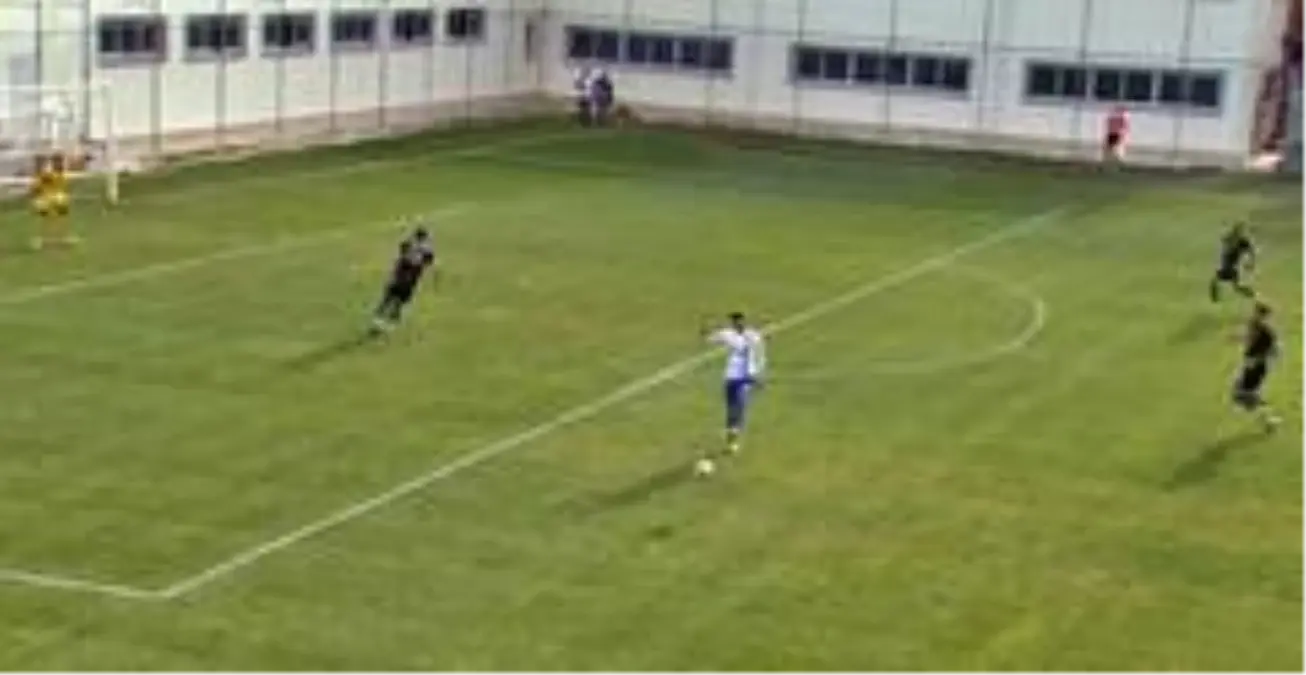 Türkiye'nin konuştuğu futbolcu o anları anlattı: 'Topu dışarı atmam gerektiğini düşündüm ve attım'