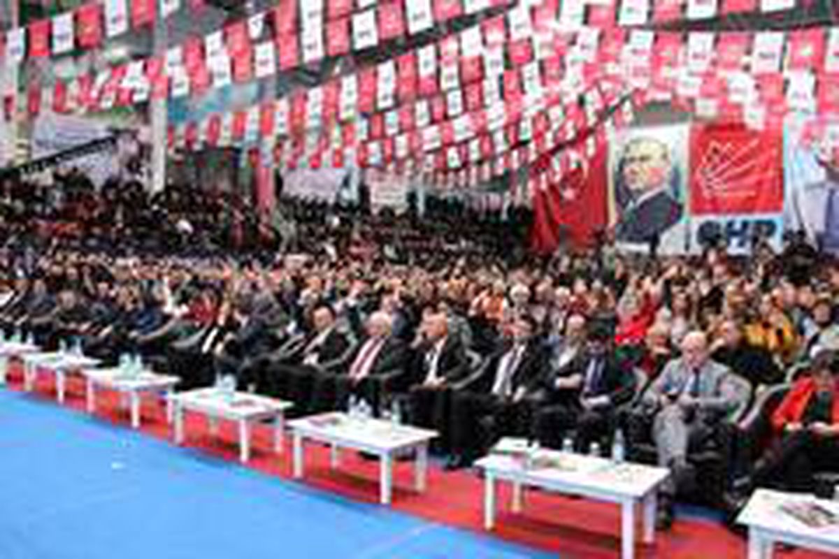 CHP İzmir 'çarşaf liste' dedi