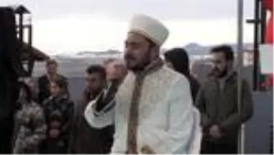 Erbaş: 'Bizim Kur'an kurslarımız, kötülüklerden insanları uzaklaştırmanın merkezleridir' Erbaş: 'Bizim Kur'an kurslarımız, kötülüklerden insanları uzaklaştırmanın merkezleridir'