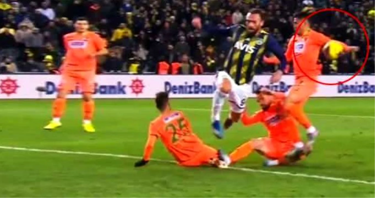 Fenerbahçe'nin penaltı isyanı! Taraftarlar sosyal medyada paylaşıp hakeme tepki gösterdi - Haberler Spor