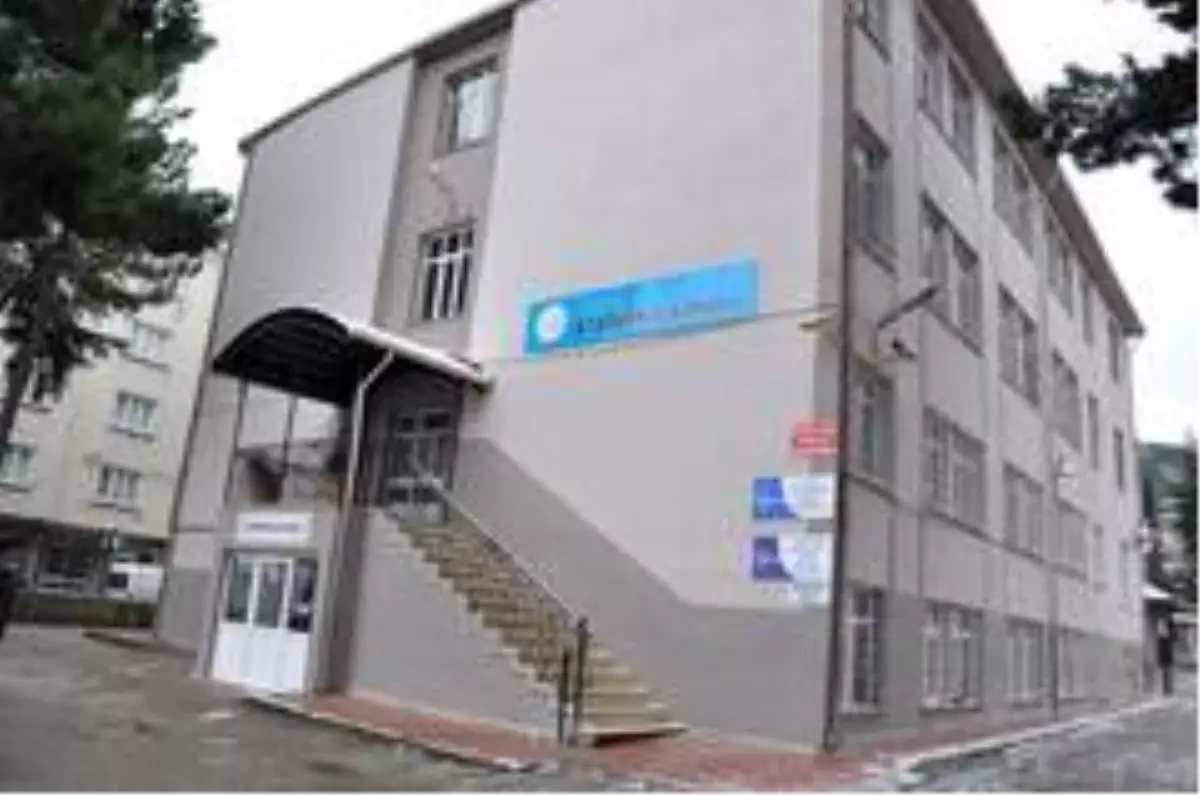 Gülizar Eren İlkokulu'nun adı değişti