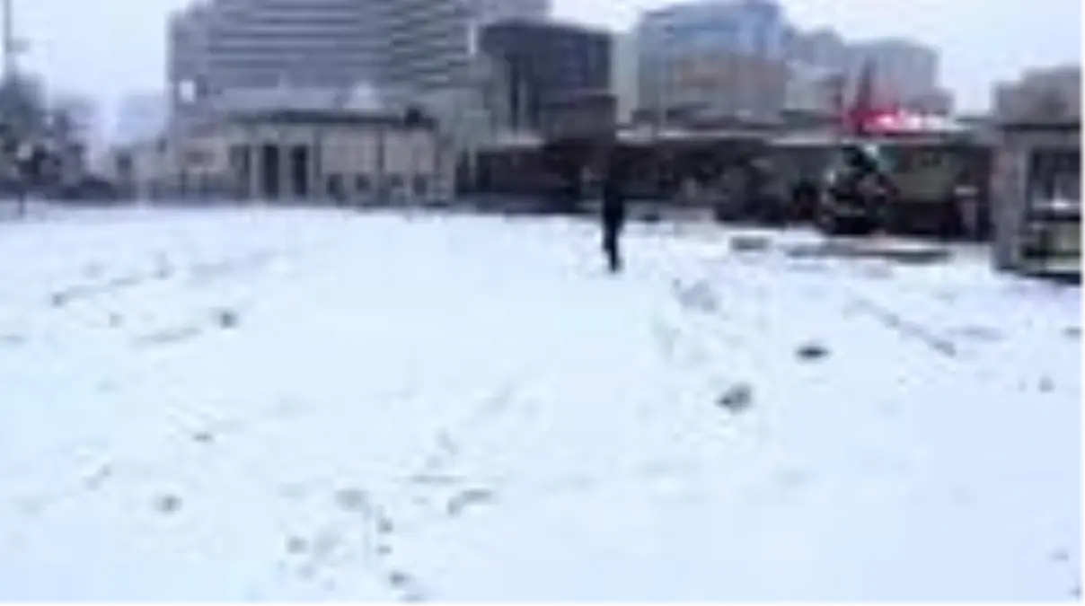 Kayseri'de kar etkili oldu