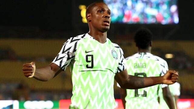 Manchester United koronavirüs şüphesi nedeniyle Ighalo'yu kamp kadrosuna almadı
