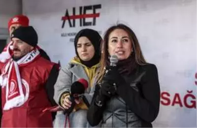 Sağlık çalışanları sağlıkta şiddetin önlenmesini talep etti Sağlık çalışanları sağlıkta şiddetin önlenmesini talep etti