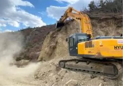 Büyükşehir'de yaz ve kış mesaisi bir arada Büyükşehir'de yaz ve kış mesaisi bir arada