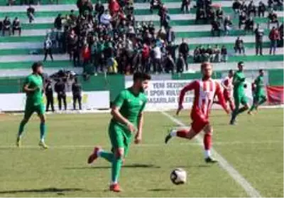 Gol düellosunu Salihli kazandı Gol düellosunu Salihli kazandı