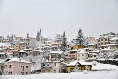 Karadeniz'de kar yağışı etkili oluyor Karadeniz'de kar yağışı etkili oluyor