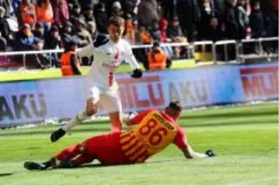 Kayserispor ile Antalyaspor yenişemedi Kayserispor ile Antalyaspor yenişemedi